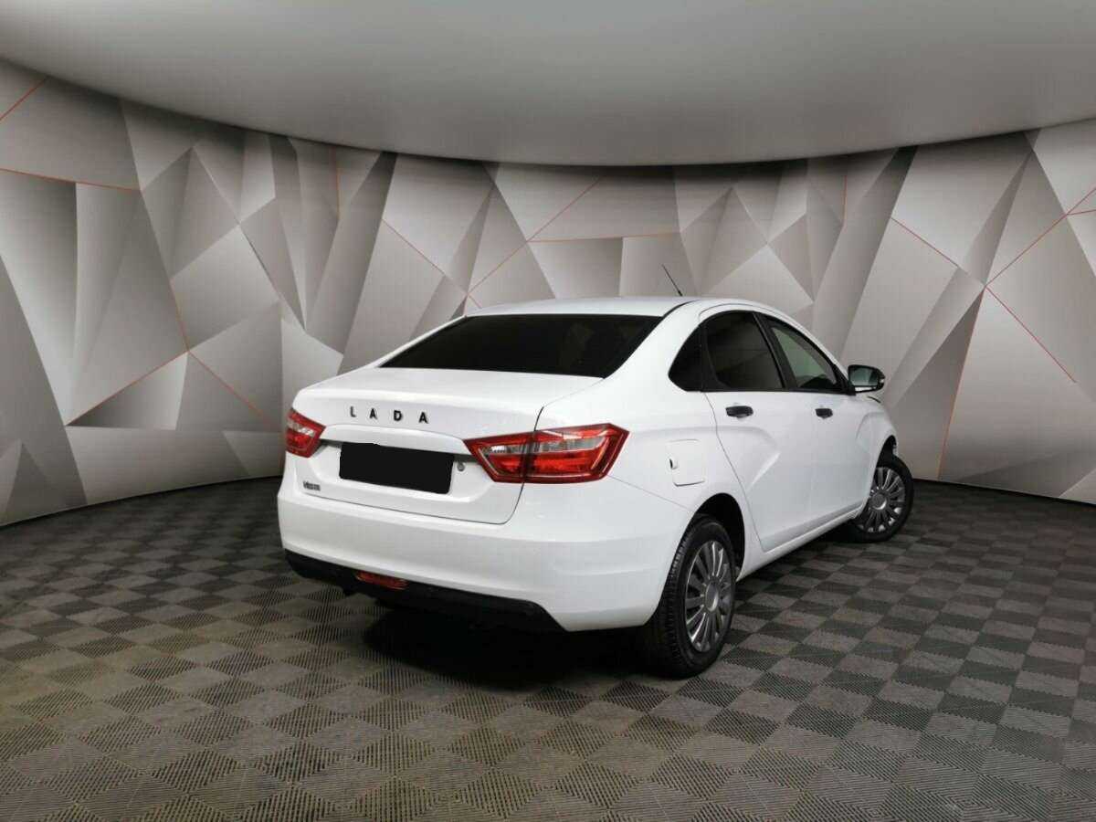 Lada (ВАЗ) Vesta, 2017 - фото №2
